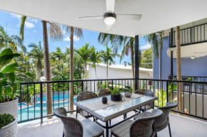VERANO 4 5 star Luxury Accommodation - Heated Pool and Spa